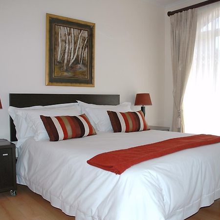 Edelweiss Bed & Breakfast Стелленбос Экстерьер фото