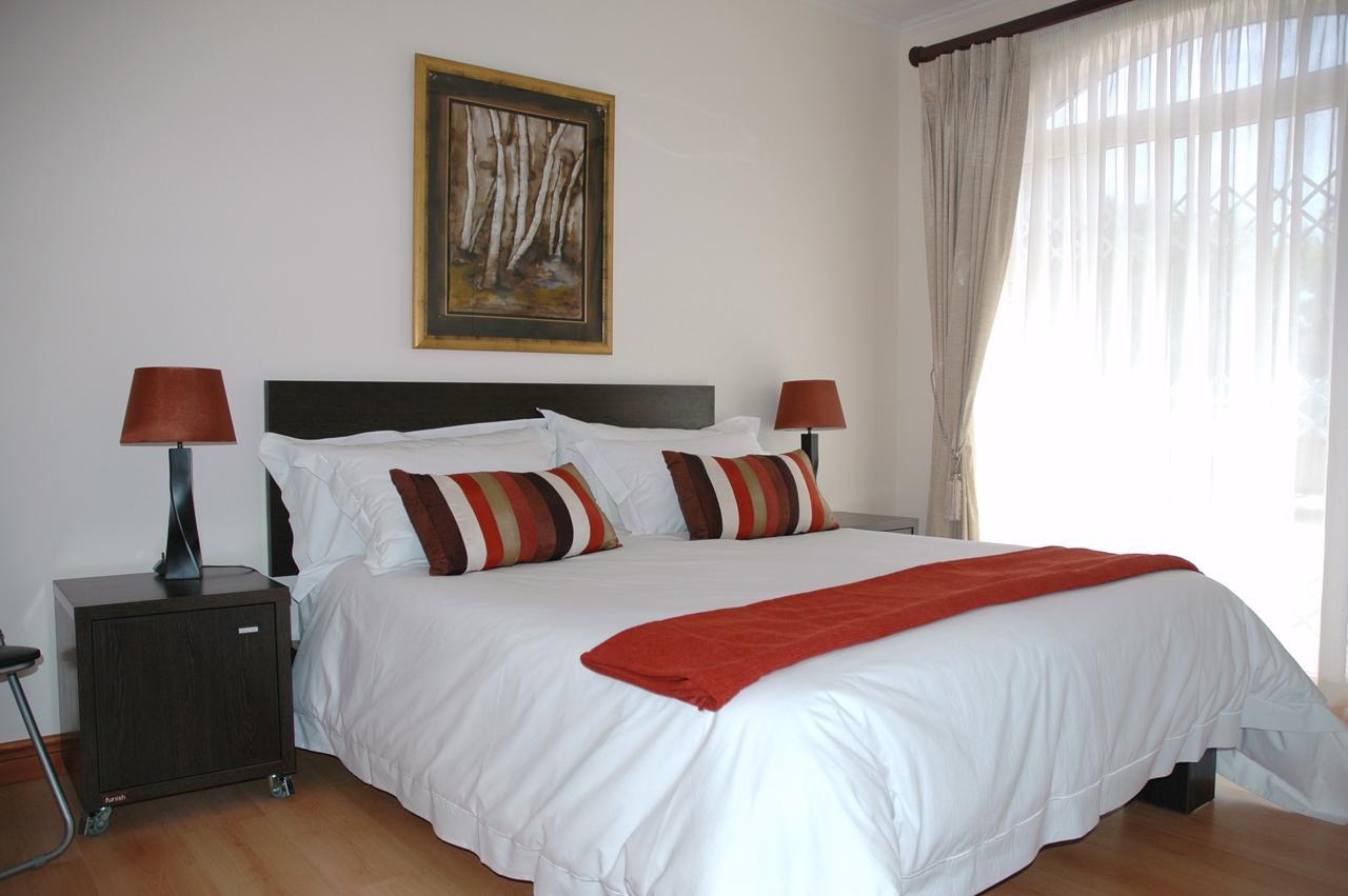 Edelweiss Bed & Breakfast Стелленбос Экстерьер фото